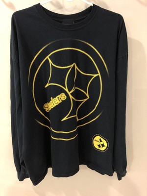 black and yellow reebok shirt