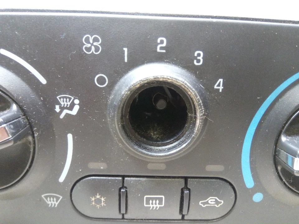 Climatizador de temperatura AC 15890411 compatible con 05-10 Chevrolet Cobalt d162-200491 Foto 2 de 4