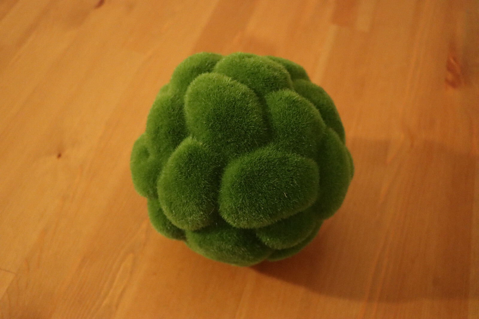 Flower Grass Ball for Hanging plant or aquarium, NWT, unused