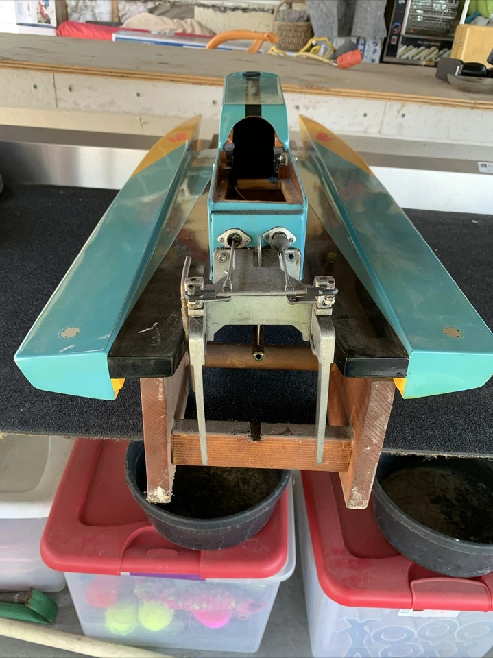 Rare Vintage 36” HYDRO BOAT RC Hand Built Wood Fiber Glass Hull, I/O Prather Dum - Image 3 of 4