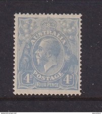 AUSTRALIA - 1918-20 George V 1/2d  Multiple Crown over A Hinged Mint (D6)