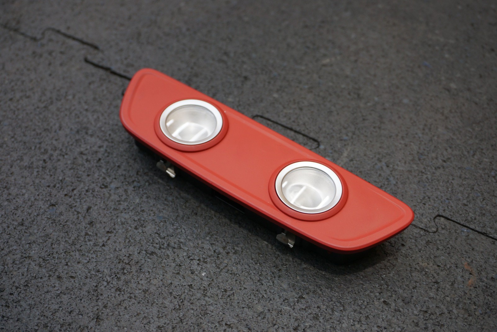 Rear Overhead Dome Light Hotspur Red OEM 4M0947111A Bentley Bentayga 2016-2020