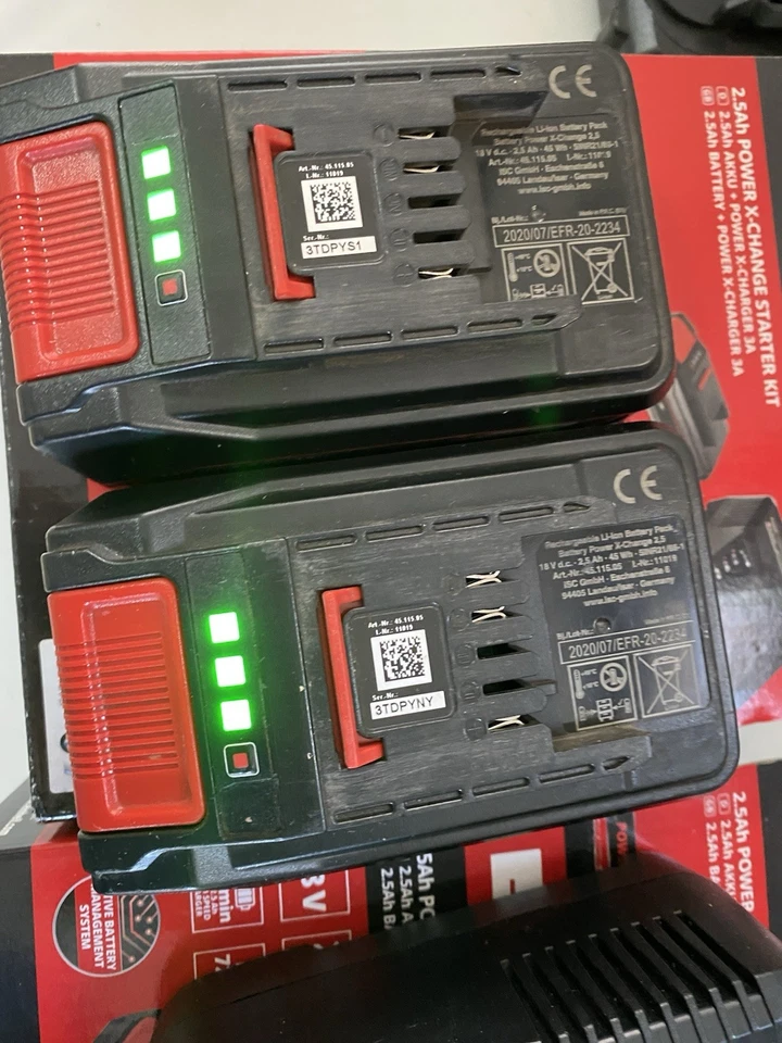 Einhell Ladegerät 18V mit 2 Akkus (2,0Ah und 3,0Ah) - Bild 3 von 4