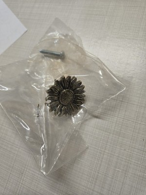 Anne at Home Sunflower knob in antique gold