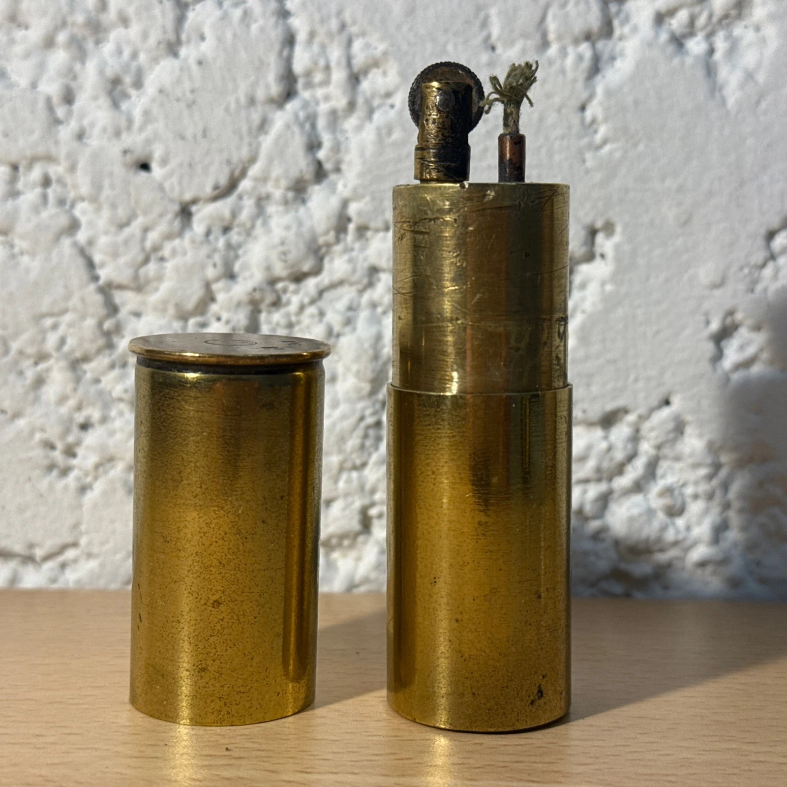 Briquet Dans Une Douille De 1940