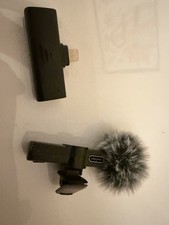 Wireless Lavalier Microphone for iPhone Lightning Clip-On Mic with Receiver