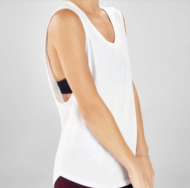 fabletics janis muscle kick butt look cute repeat tank-top