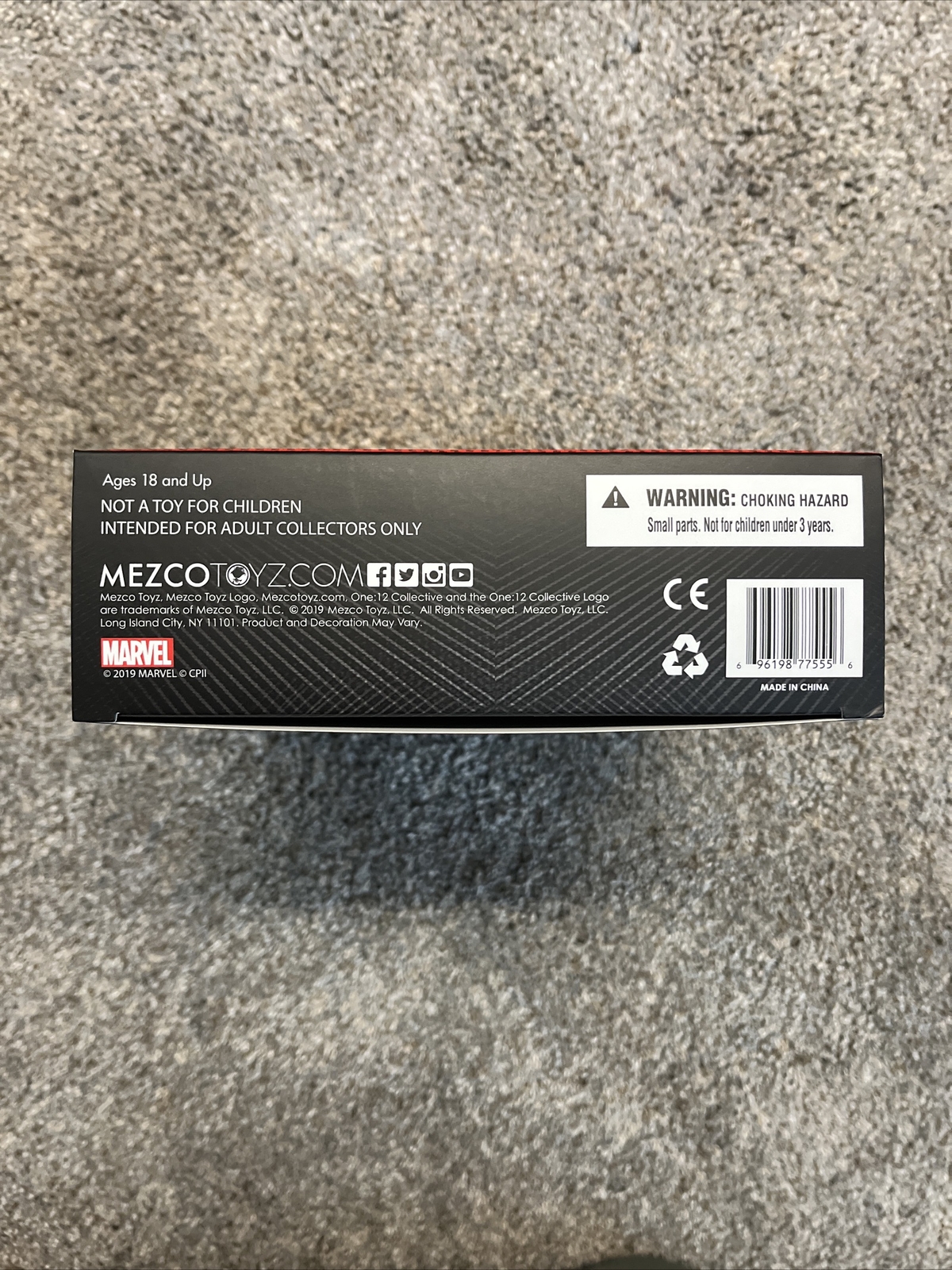 Mezco One:12 Collective Spider-Man Far From Home Exclusive