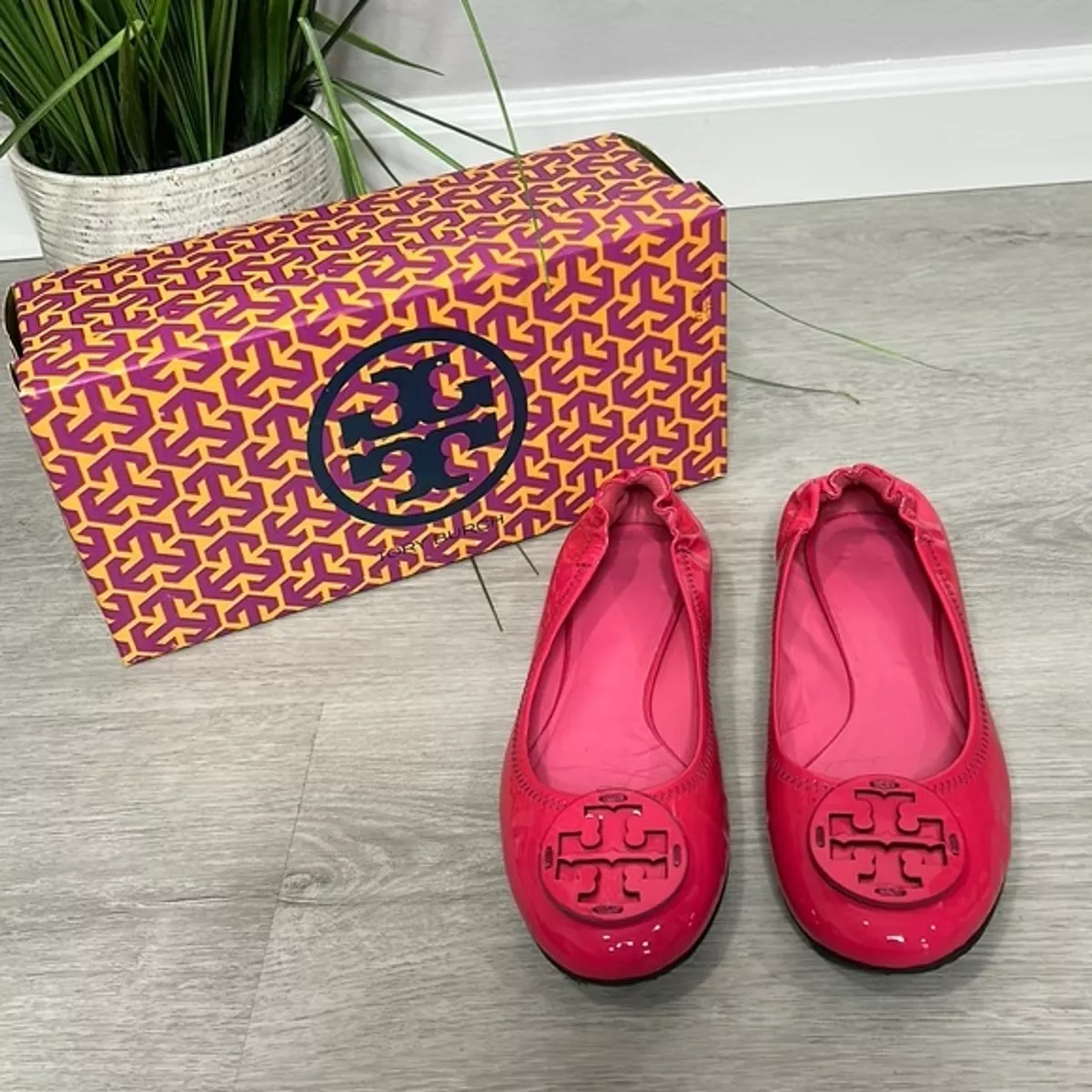 Hot pink top tory burch flats