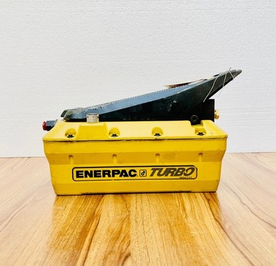 Enerpac PAT1102N Turbo Luftzufuhr Pumpenfuß 700 BAR 10.000