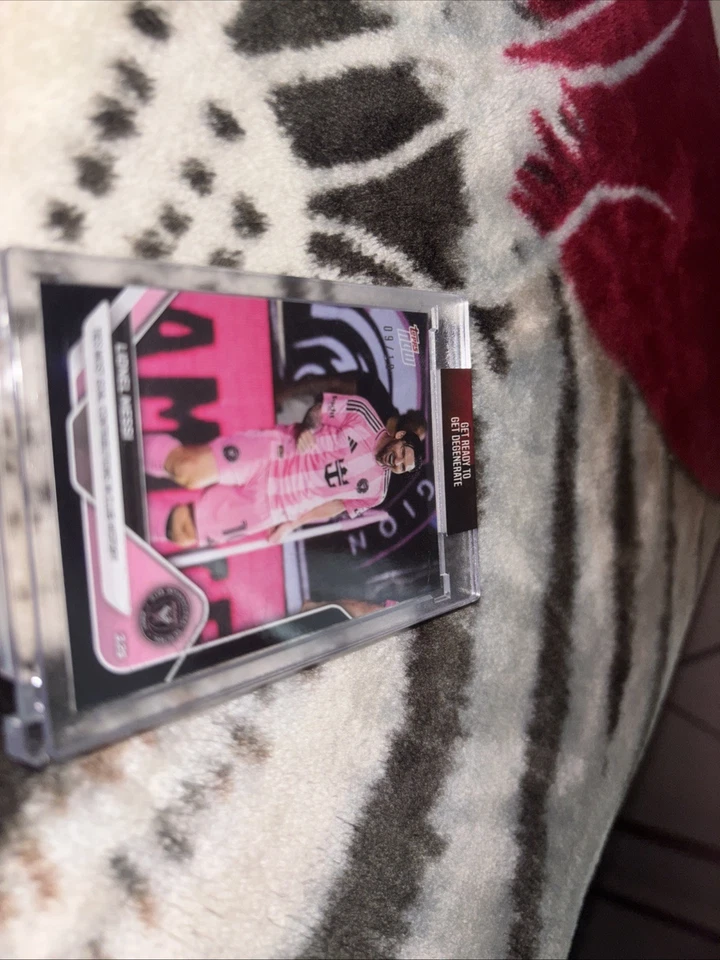 Topps Now Messi /10 2025 Foto 3 de 4