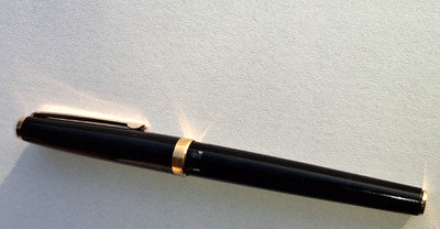 Geha Kolbenfüllfederhalter ''Rolled Gold'' mit 14K, 585 Goldfeder