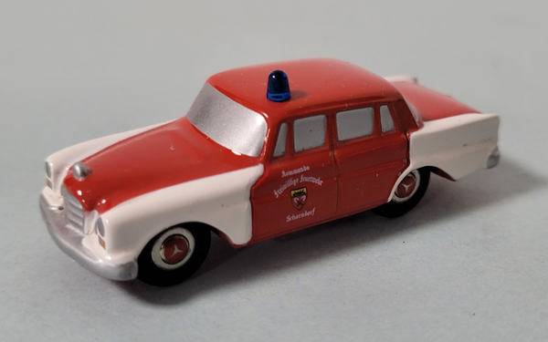 Schuco Piccolo 01245 Mercedes-Benz 200 Feuerwehr Schorndorf 1:90 (22#1240)-image