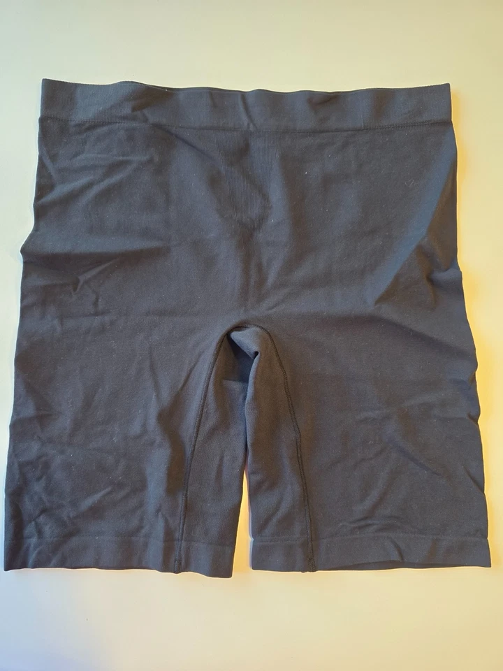 Pantalones cortos Jockey® Skimmies® ligeros sin costuras sin VPL talla XL Foto 4 de 4