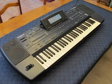 ROLAND EM-2000 CREATIVE KEYBOARD PROGRAMMABLE POLYPHONIC SYNTHESIZER ITALY MADE
