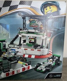 Lego 75883 Mercedes AMG Petronas Formula One Team Speed Champions Brand New Box