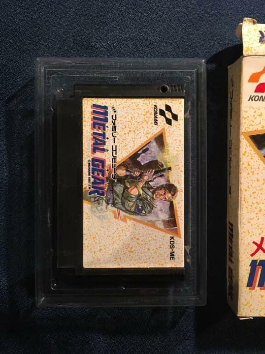 Nintendo Famicom Metal Gear w/ Box KONAMI Japan Import Game
