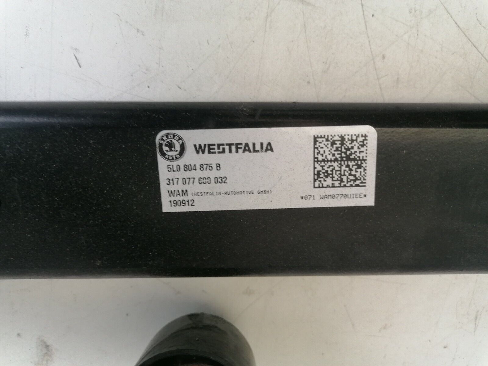 Skoda Yeti Anhängerkupplung schwenkbar AHK Westfalia 317077 