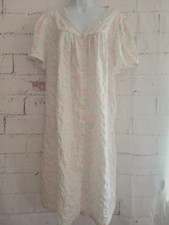Adonna House Coat Snap Front Floral Robe size Large Cotton Blend V-neck Pocket