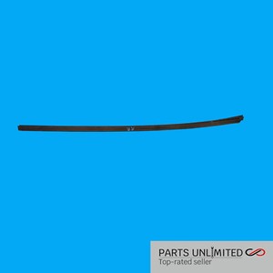03-12 Maserati Quattroporte M139 OEM REAR Right side door window molding seal