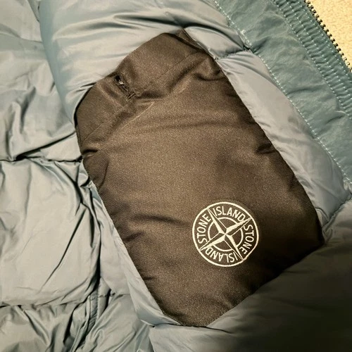 Stone Island Opaque Nylon Twill Down Jacket - Green - Size M image 7