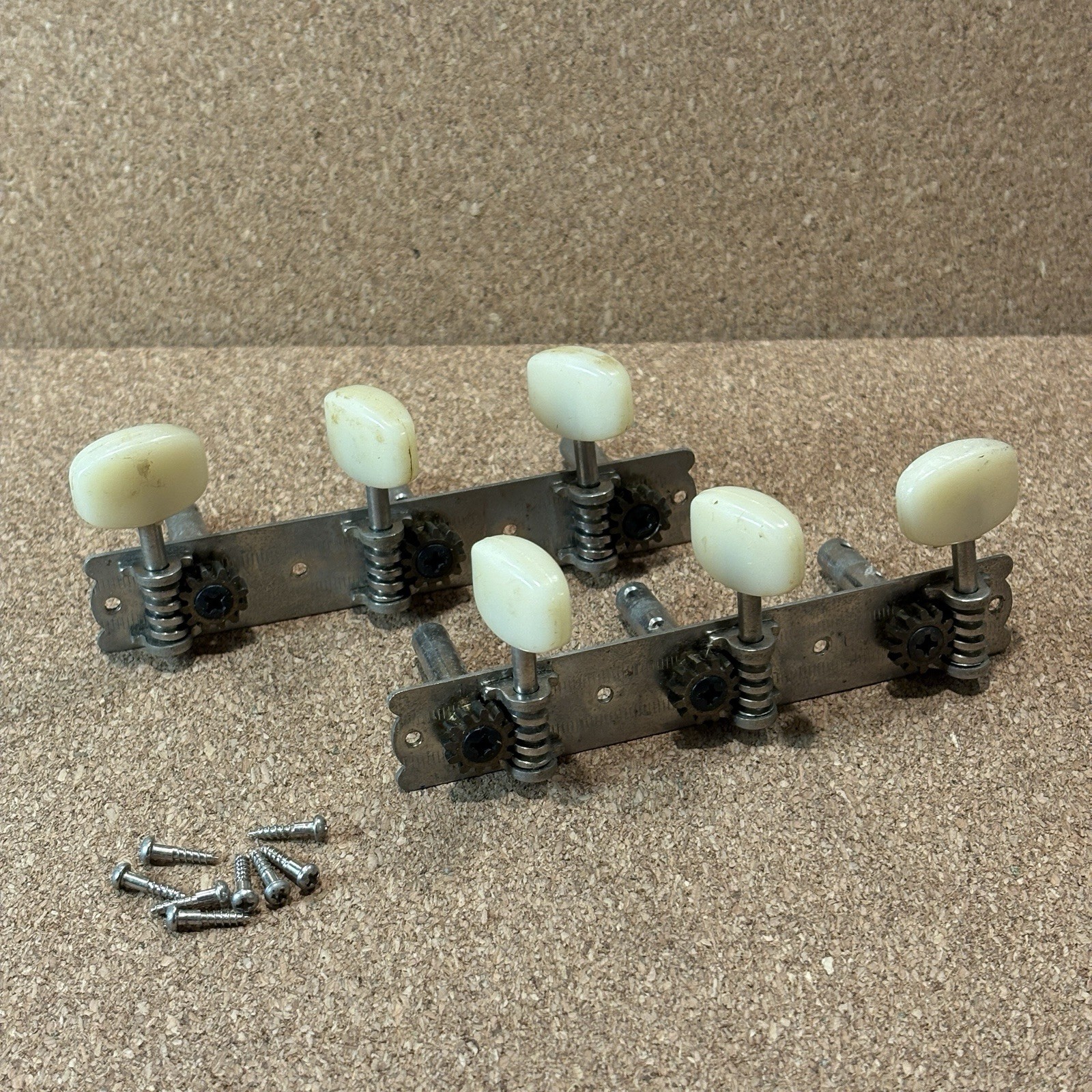 Vintage 3 on Plate Open Back Tuners Del Ray Harmony Kay Silvertone Acoustic