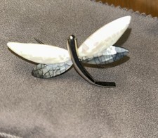 Vintage LIZ CLAIBORNE First Issue Silver Tone Dragonfly Brochure Pin Enamel 
