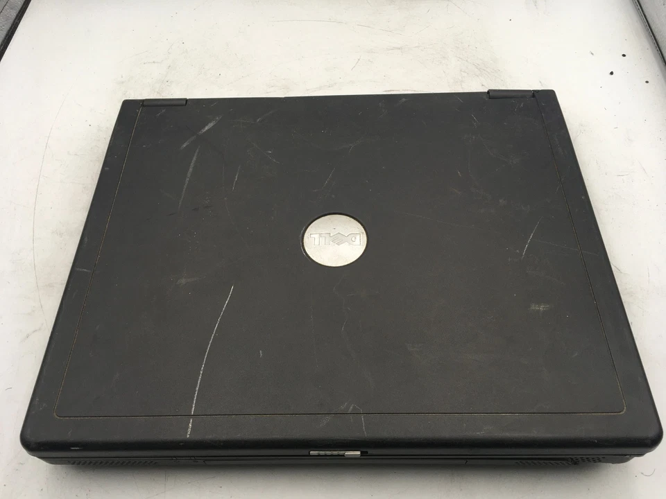 DELL INSPIRON 2200 - FOR PARTS/NO POWER - INTEL CELERON M - NO RAM -READ DESC-BB - Image 4 of 4