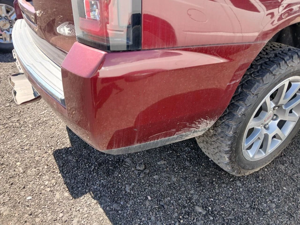 (LOCAL PICKUP ONLY) Rear Bumper Without Electric Parking Brake Fits 17-20 YUKON  - Image 3 of 4