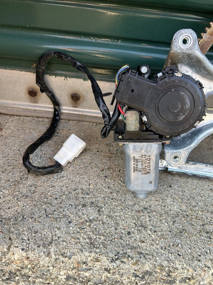 Lexus RX300 RX 300 1999-2003 regulador de ventana del conductor delantero izquierdo con motor Foto 3 de 4