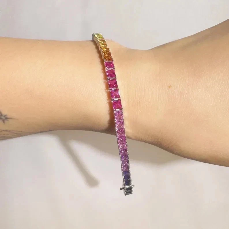 Brazalete Tenis 15CT Creado en Laboratorio Princesa Zafiro Arco Iris Acabado Oro Blanco 14K Foto 3 de 4