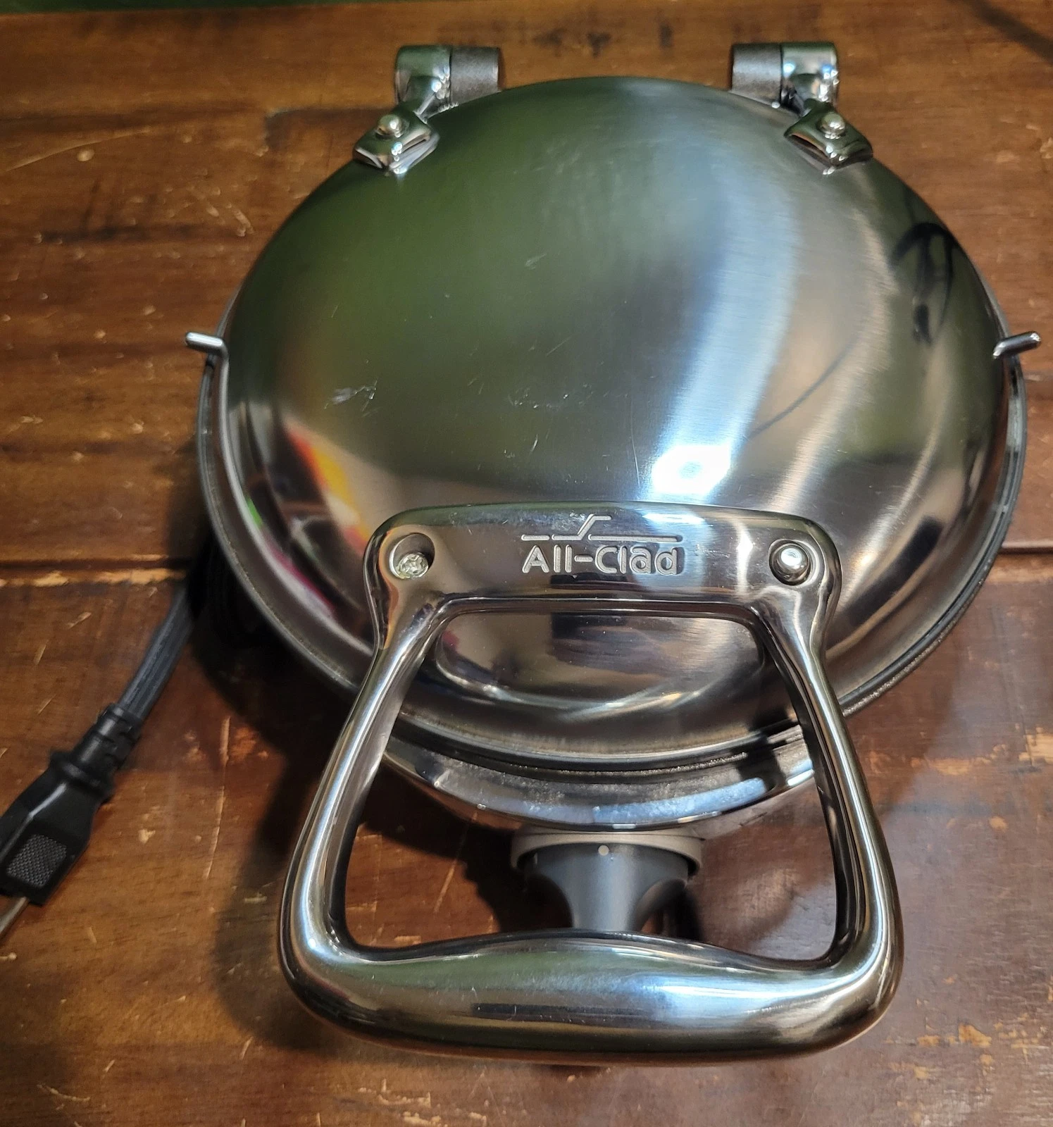 All-Clad Round Waffle Maker 6071 S1 Stainless Steel Tested Works Clean