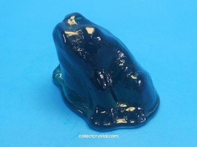 Wilkerson Frog Art Glass Dark Green 2''T x2 3/4''w shifts Toad Uranium