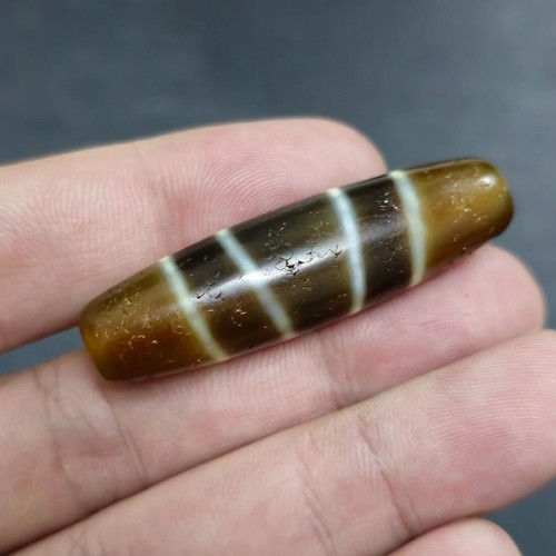 AA Very Unique Stripes Pattern Old Himalayan Indo Tibetan Dzi Agate Bead - Picture 7 of 12