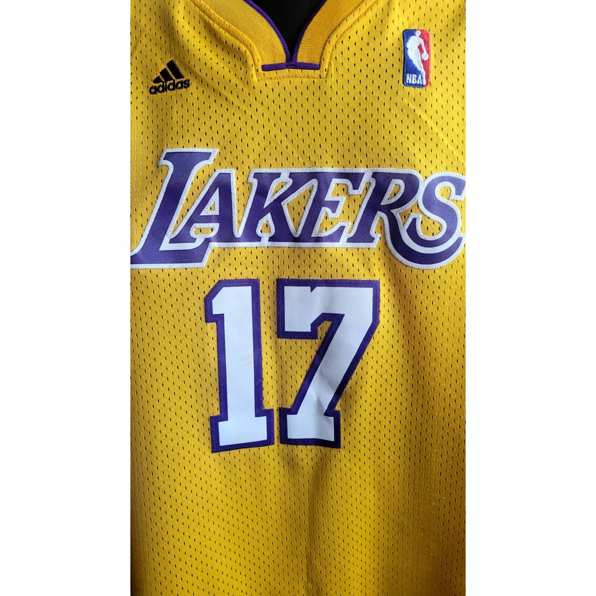 Adidas Lakers Jersey Men's Size Medium Andrew Bynum Player Length plus 2