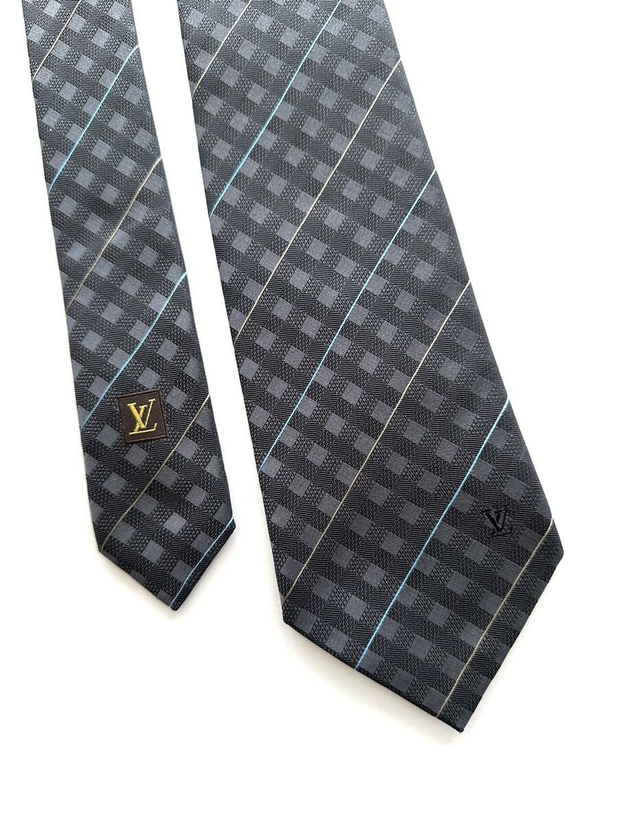LOUIS VUITTON Tie Monogram blue Logo LV on Silk 100% Authentic