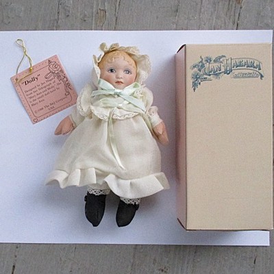 Jan Hagara ''DOLLY'' Porcelain Head 6 & 3/4'' Doll in Box