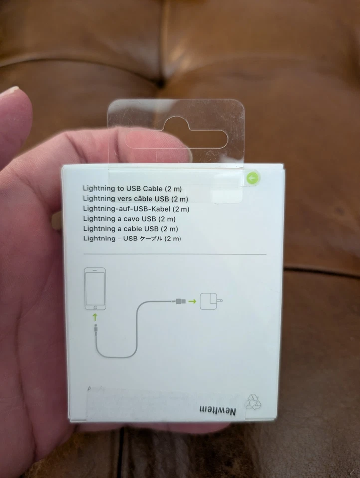 Apple 2m Lightning to USB Charging Cable - White - Image 2 of 3