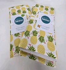 Bed Bath & Beyond Pineapple Fabric Napkins Set of Eight NEW In Package