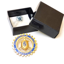 Vintage/automotive car: AUTOMOTIVE RADIATOR COAT OF ARMS CLUB MANTOVA NUVOLAR