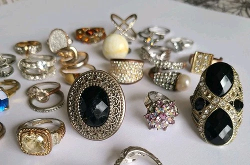 Vintage To Now Craft Junk Jewelry Lot Rhinestone Rings Costume Repair Re-purpose