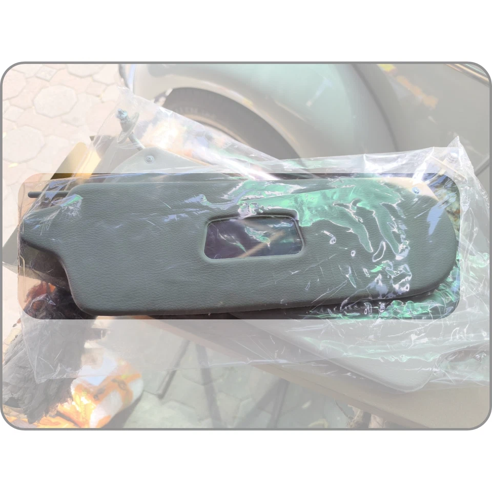 Par de parasoles crema para VW Karmann Ghia - con espejo de tocador | estilo vintage Foto 2 de 4