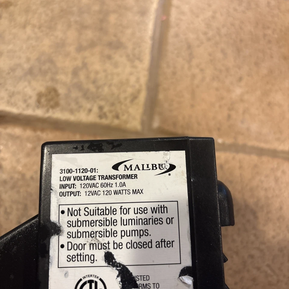 Malibu 120W Landscape Lighting Transformer Low Voltage 3100-1120-01 - Image 2 of 4