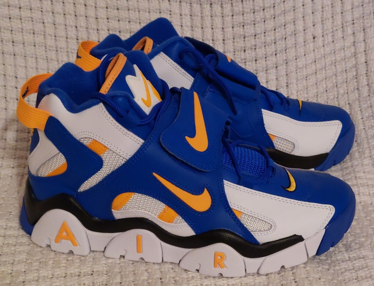 Nike Air Barrage Men Sz Women Sz AT7847-100 Mid Blue Orange White  Sneaker