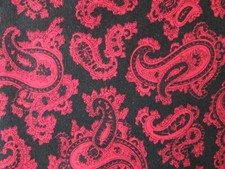 CRANSTON FABRIC Cloth Co RED BLACK PAISLEY COTTON Lightweight 4 YDS SINGLE CUT 
