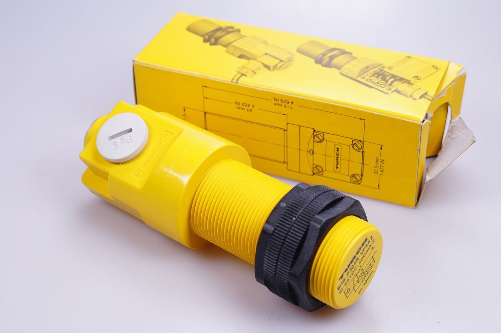 Turck Bi10-P30SR-VP4X2 15652 Inductive Sensor Sn: 10mm, 10-65VDC, 200mA OVP, New