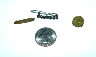 3 VINTAGE PIN BUTTON AND HAIR CLIP JOB LOT