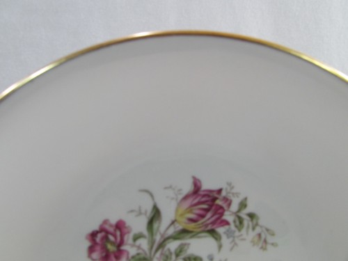 Lote de (7) ensaladas, cuencos de sopa Embassy Vitrified China flores rosa/blanco/púrpura - Imagen 6 de 13