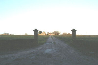 Foto 6x4 Verblasster Ruhm Holmes\/SD4318 Diese weniger als imposanten Torpfosten um 2006