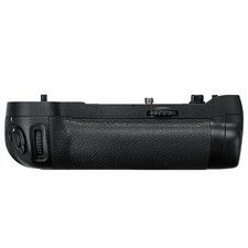 MB-D17 Camera Vertical Battery Grip Replacement For Nikon D500 Digital SLR